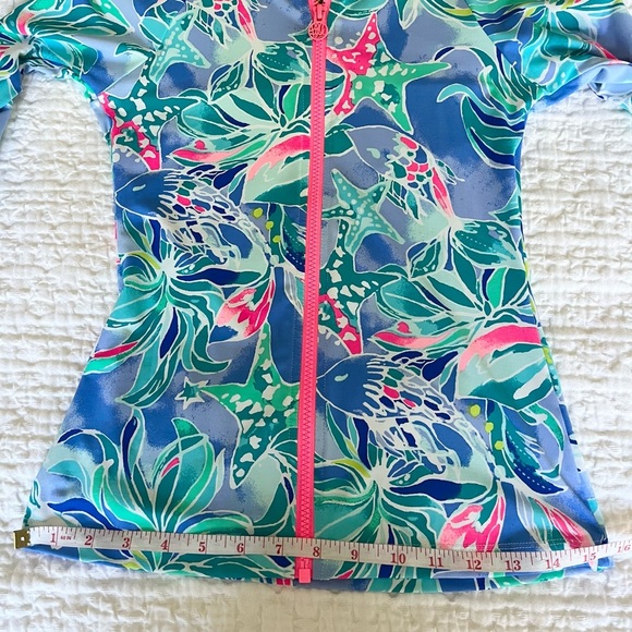 Lilly Pulitzer UPF 50 Sunny Rash Guard Bennett Blue Celestial Seas - Picture 6 of 7